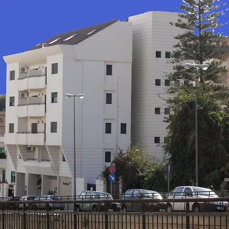Aparthotel Annunziata 4*