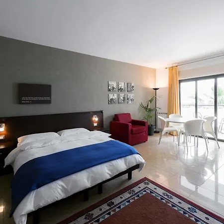 Annunziata Aparthotel 4*